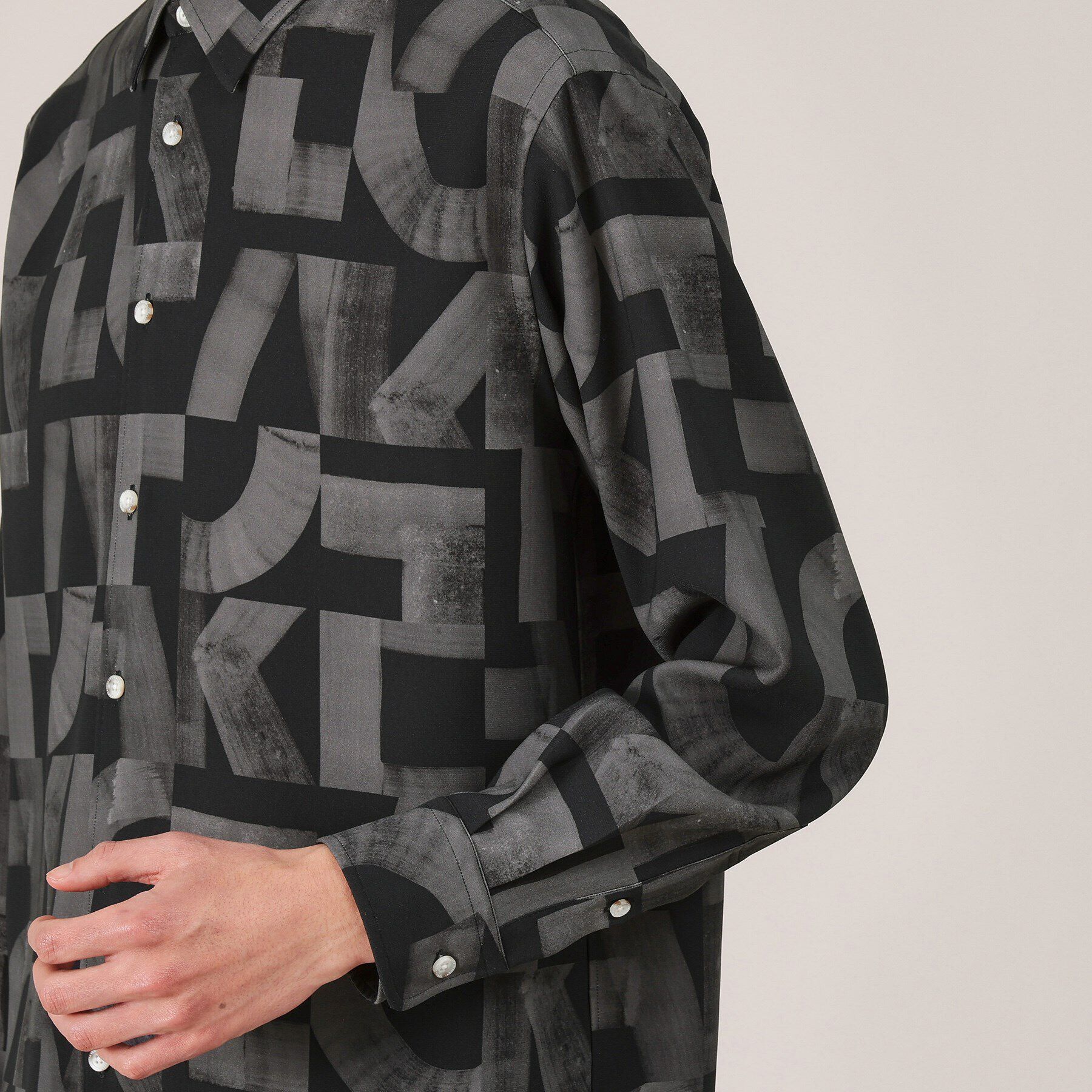 TAKEO KIKUCHI「【Made in JAPAN】スライドパズル柄 シャツ」|シャツ・ブラウス|