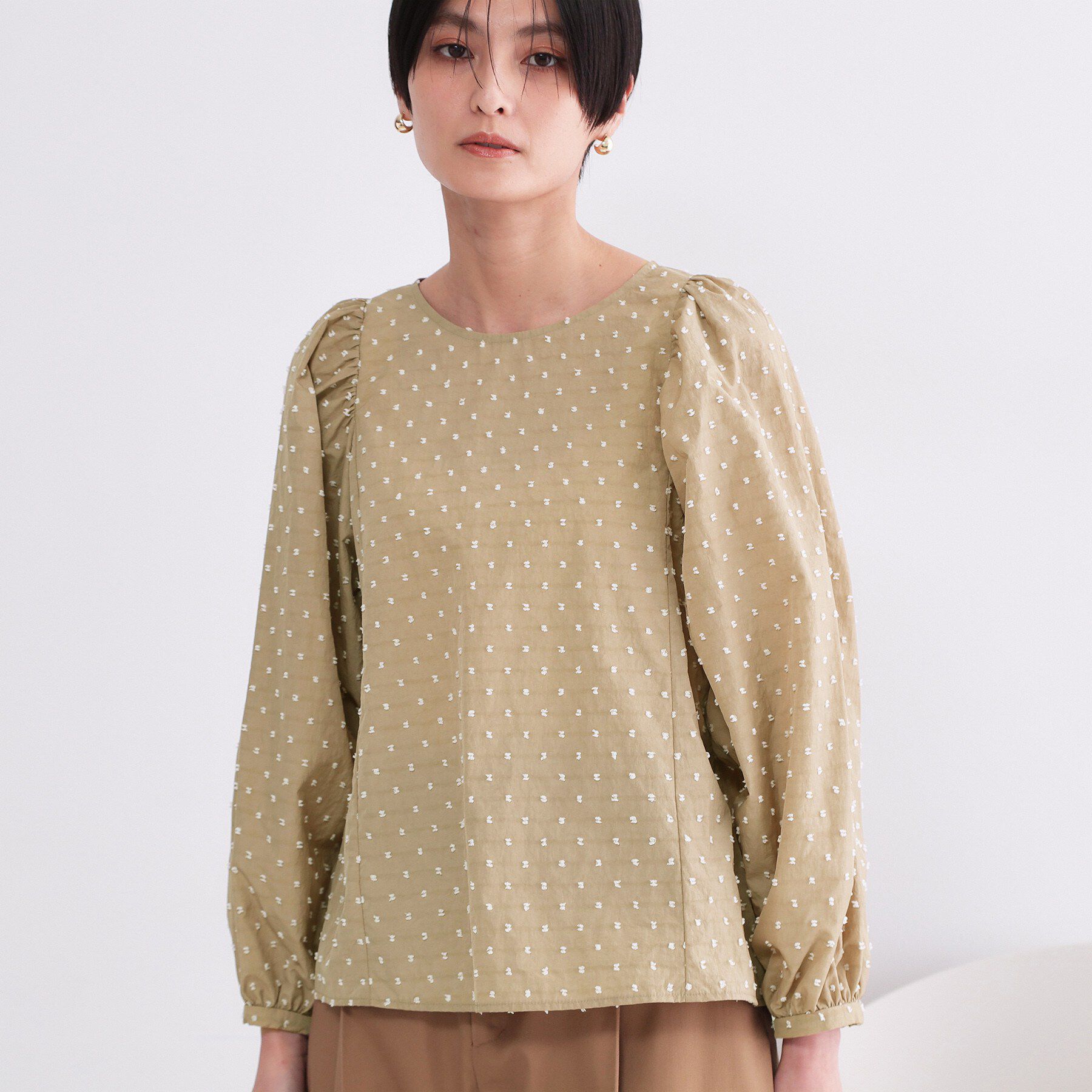 OPAQUE.CLIP「ドビードットパフスリーブブラウス【洗濯機OK】」|シャツ・ブラウス|