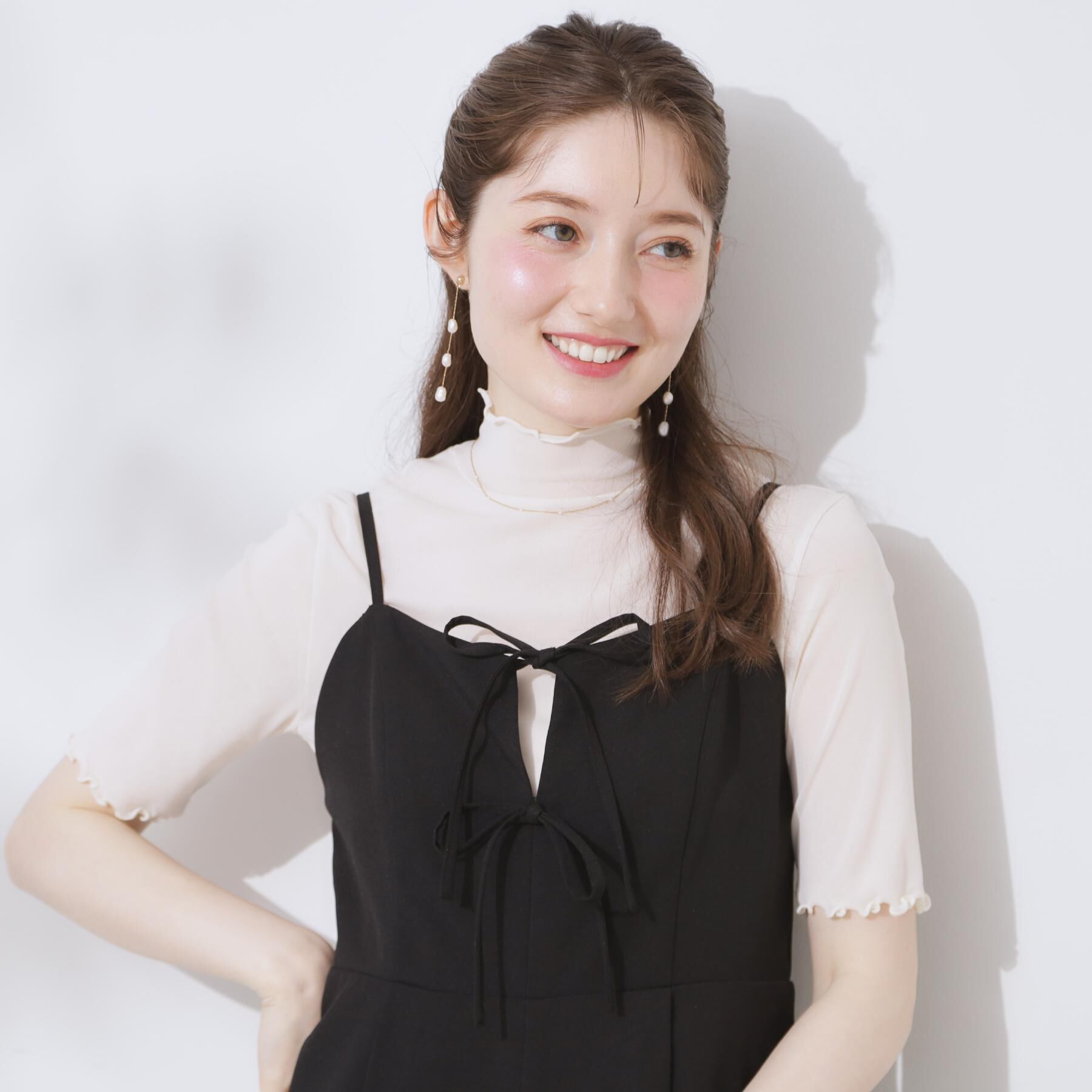 Couture broach「【大人可愛い・肩紐調節可能】リボンキャミサロペット」|オールインワン|