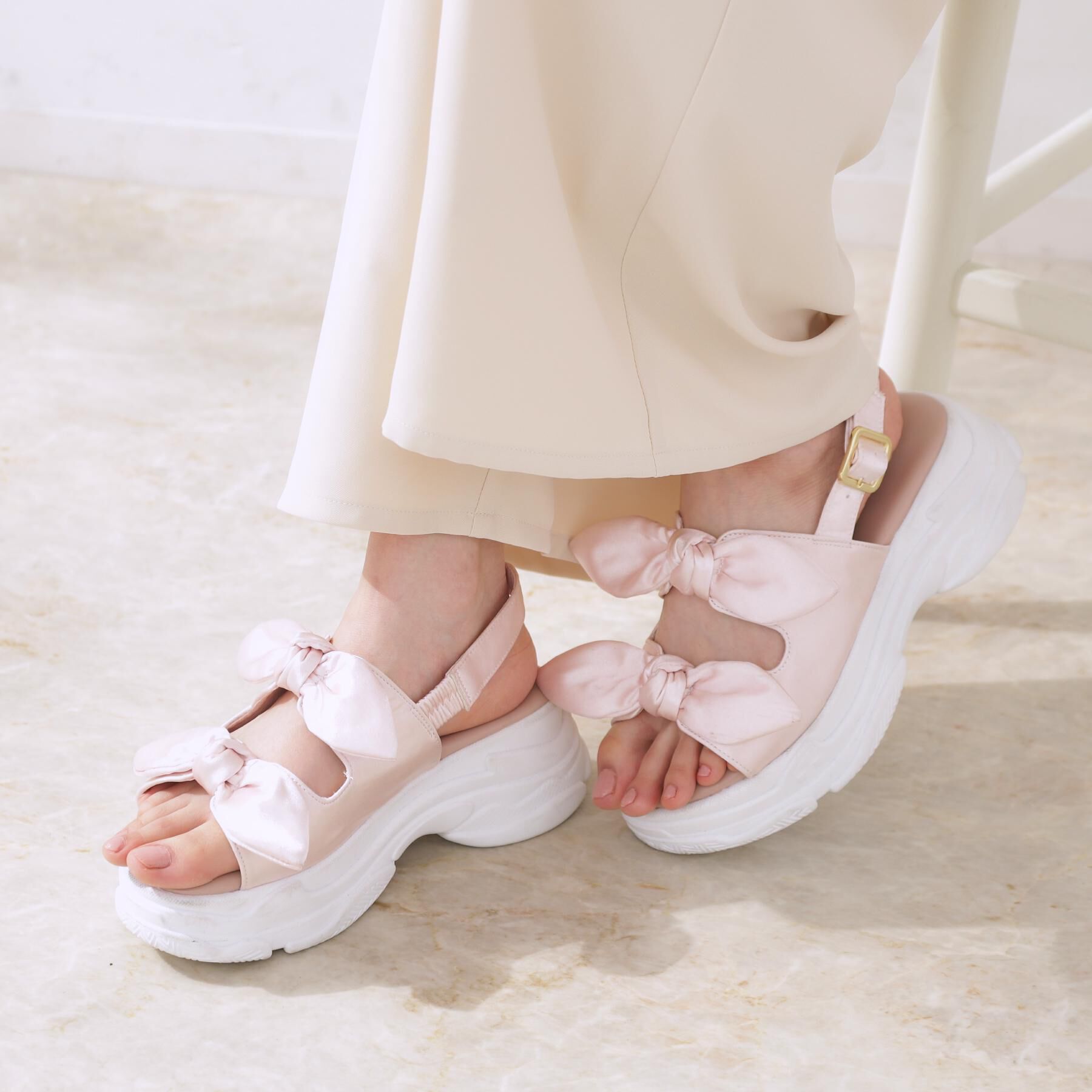 Couture broach「ノットリボン厚底スポーツサンダル」|サンダル|