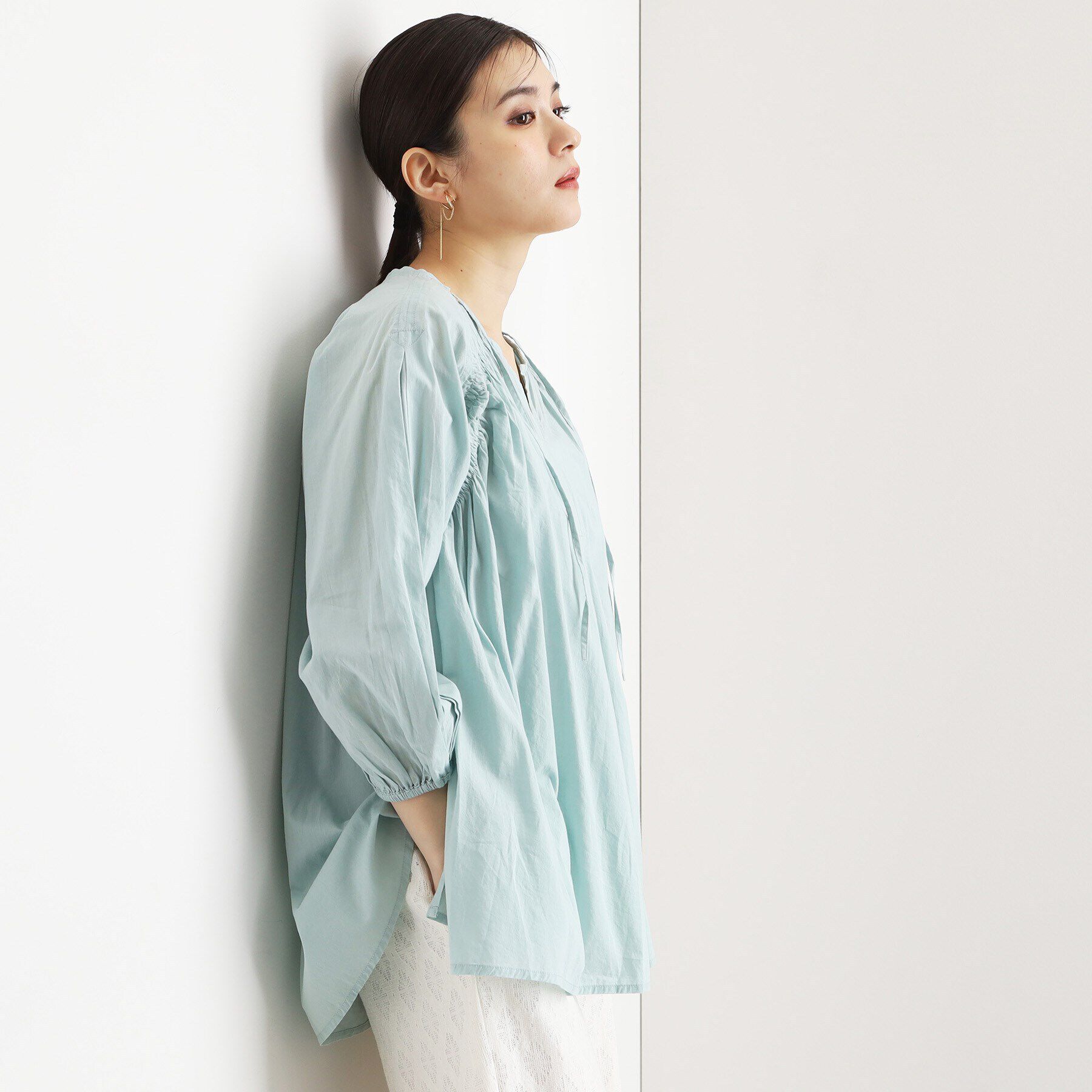 THE SHOP TK「コットンシャーリングブラウス【洗える】」|シャツ・ブラウス|