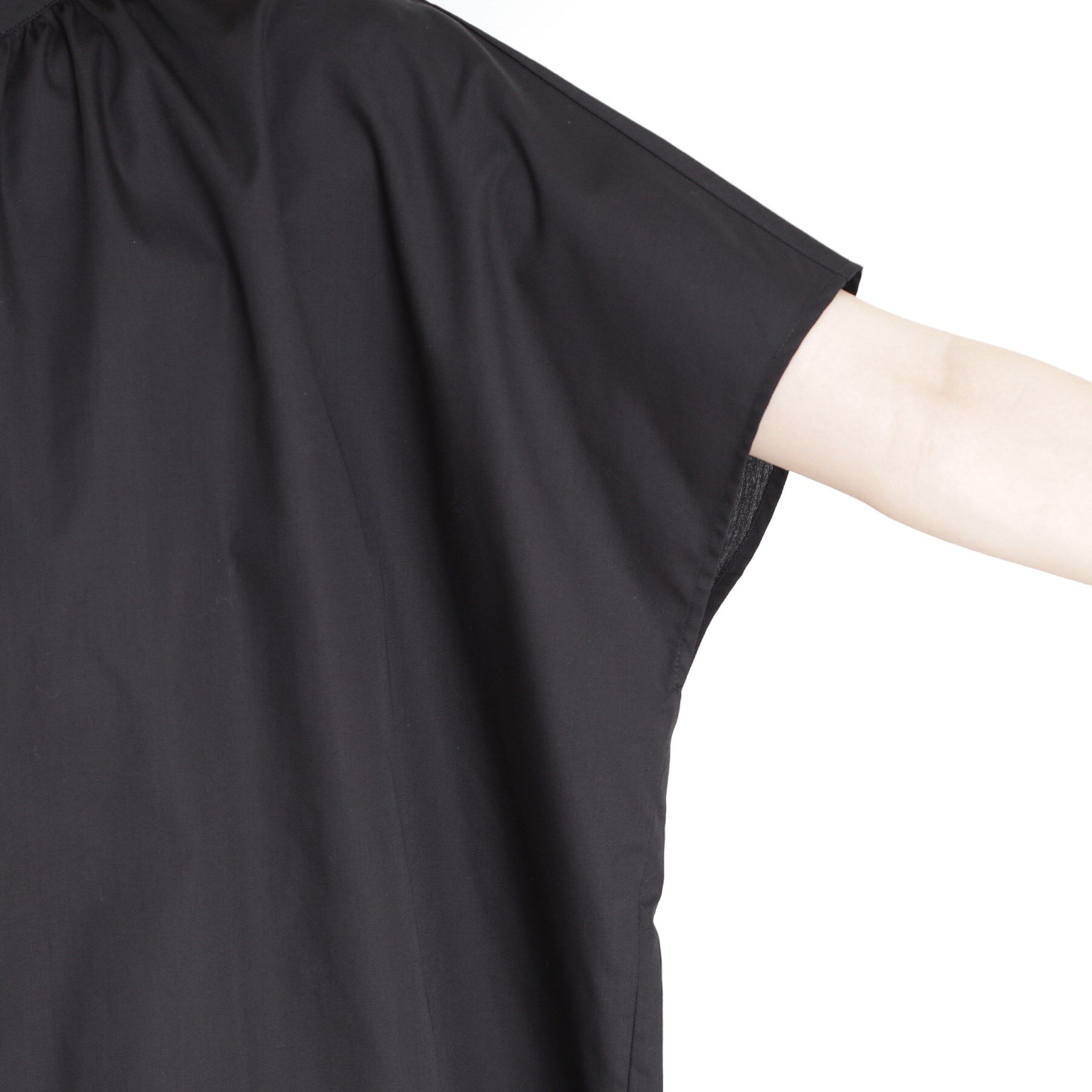 THE SHOP TK「袖ギャザーブラウス【洗濯機OK】」|シャツ・ブラウス|