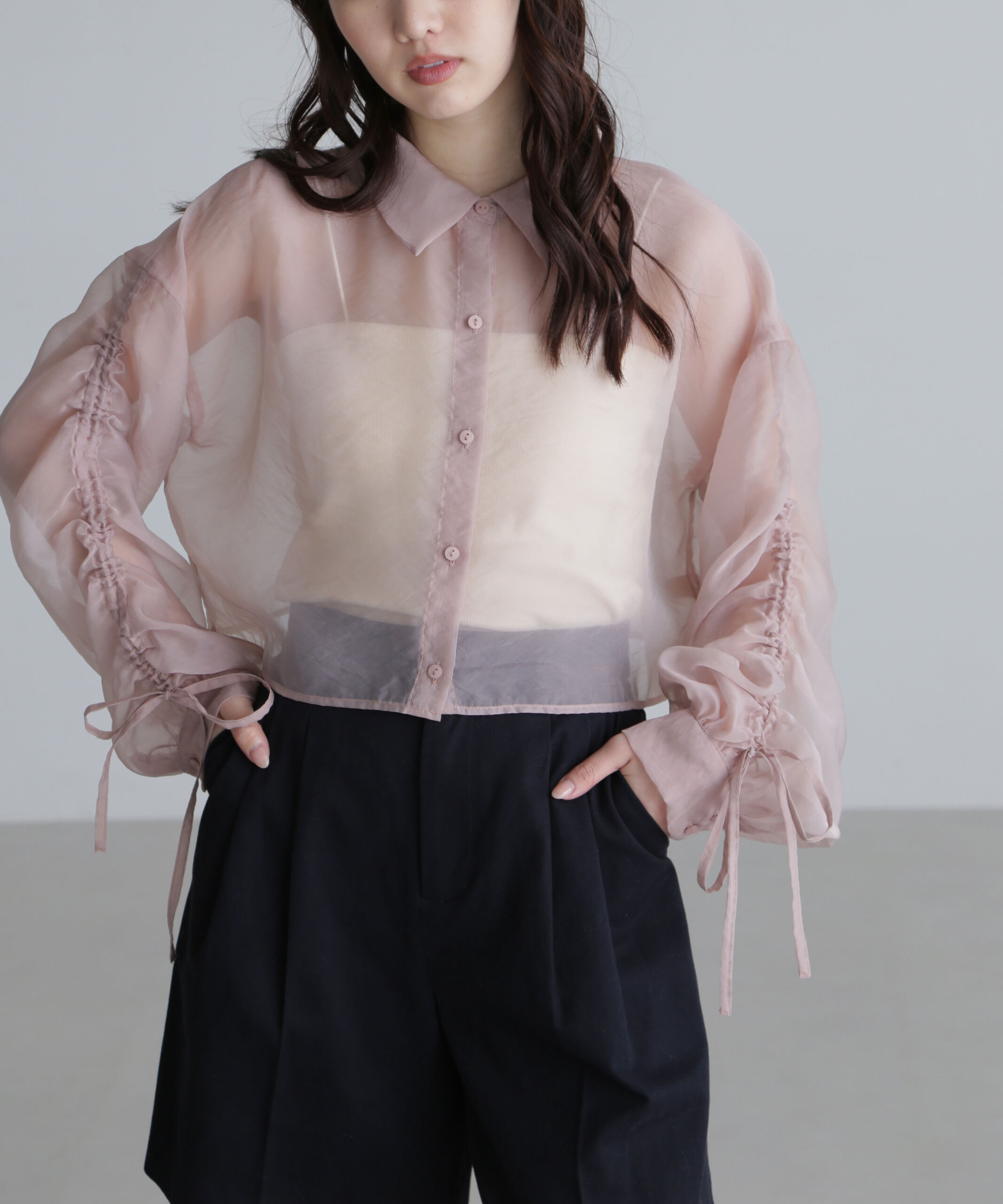  「シアー短丈袖ドロストシャツ」|シャツ・ブラウス|ピンク
