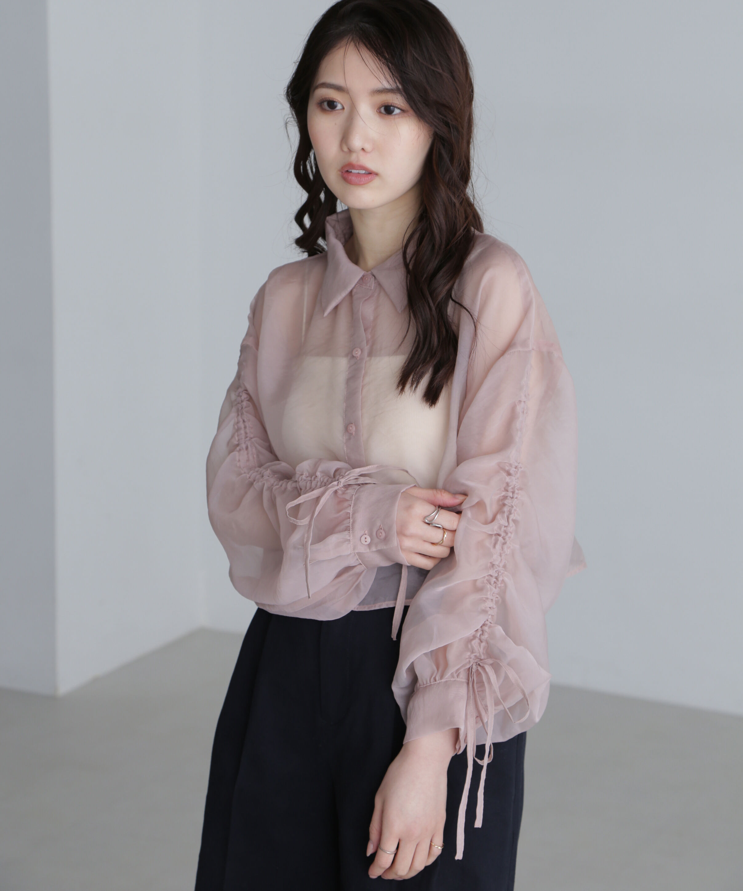  「シアー短丈袖ドロストシャツ」|シャツ・ブラウス|