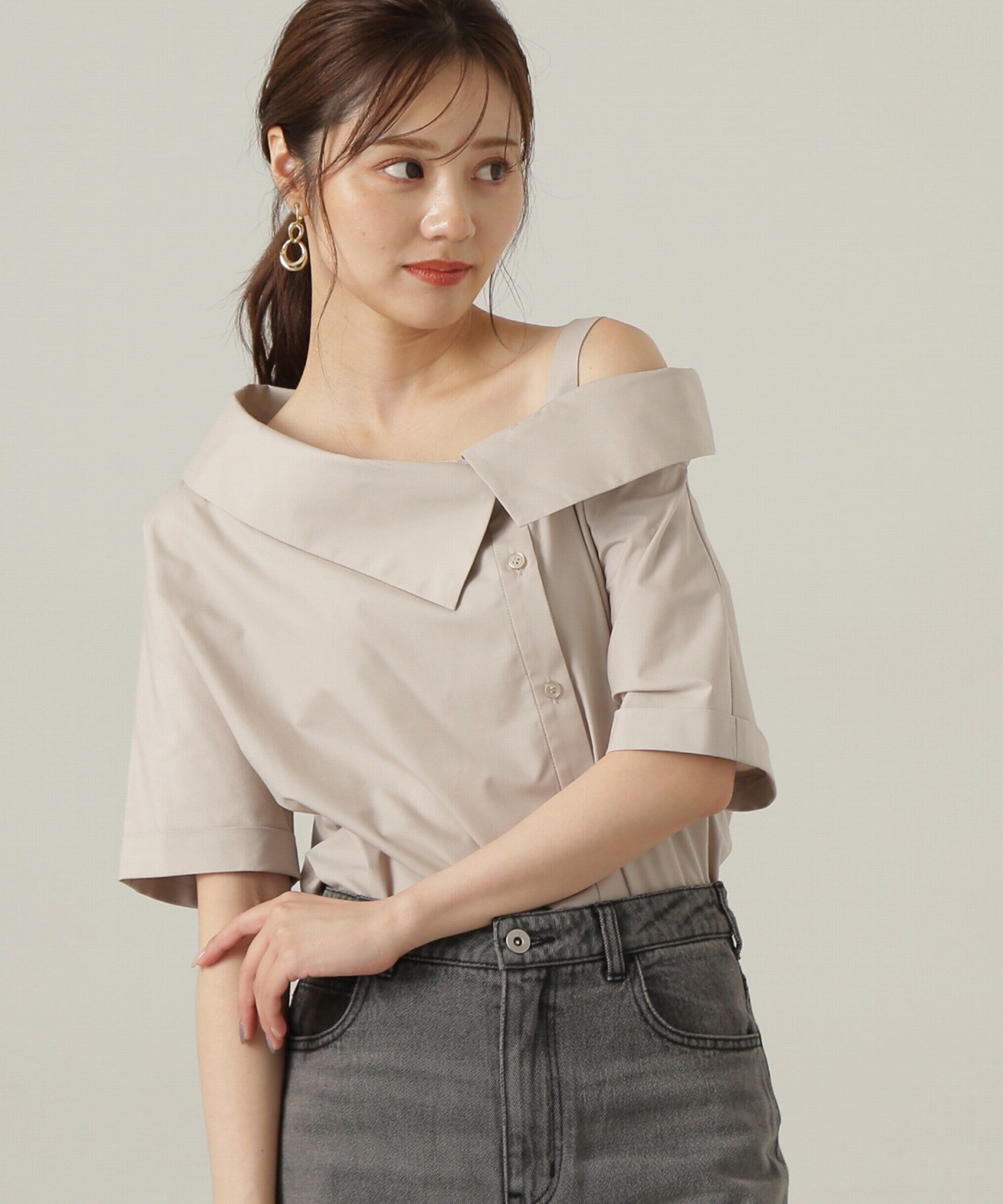 PROPORTION BODY DRESSING「アシンメトリー5分袖シャツブラウス24AW」|シャツ・ブラウス|グレー