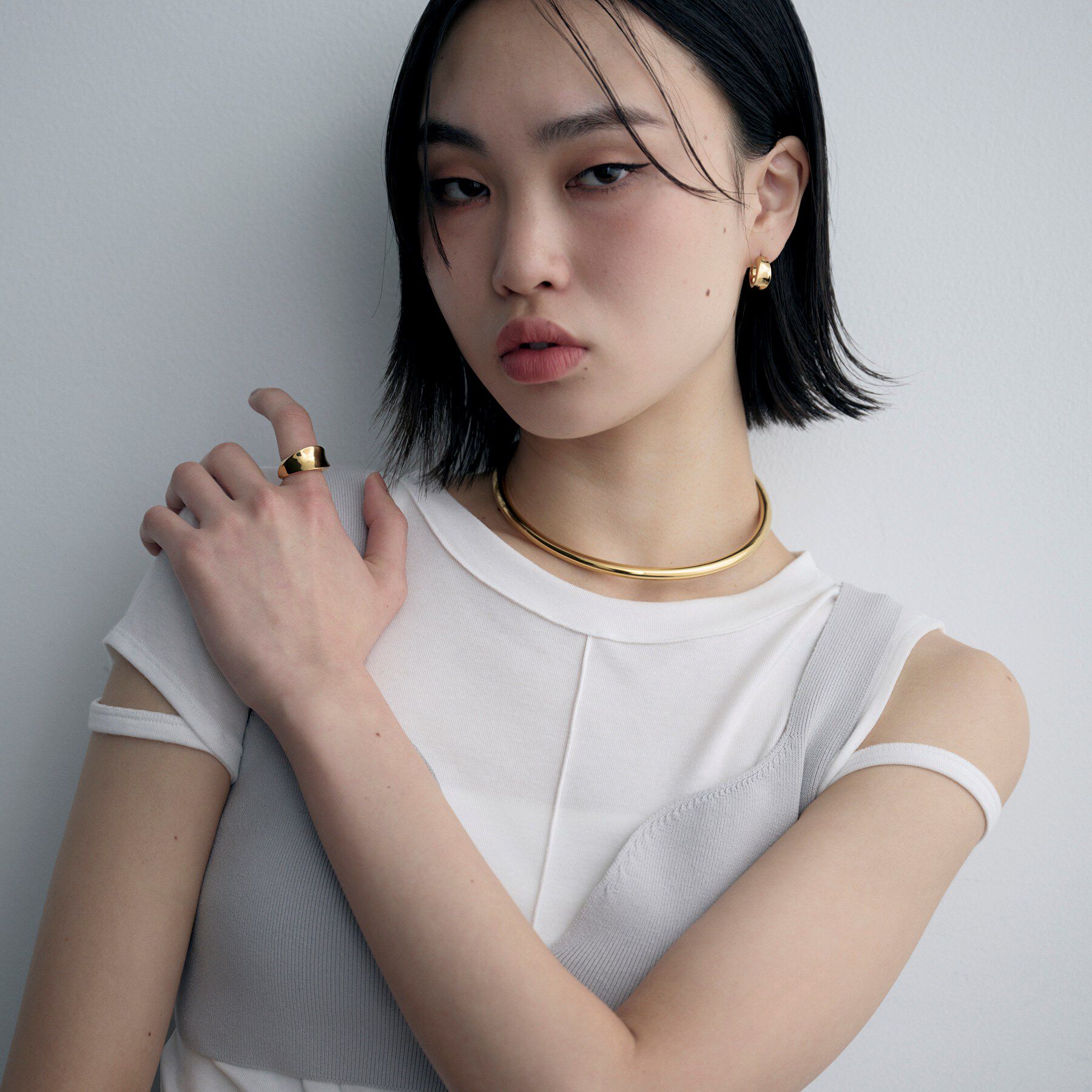 COCOSHNIK ONKITSCH「シルバー フローツイストピアス GP」|ピアス|