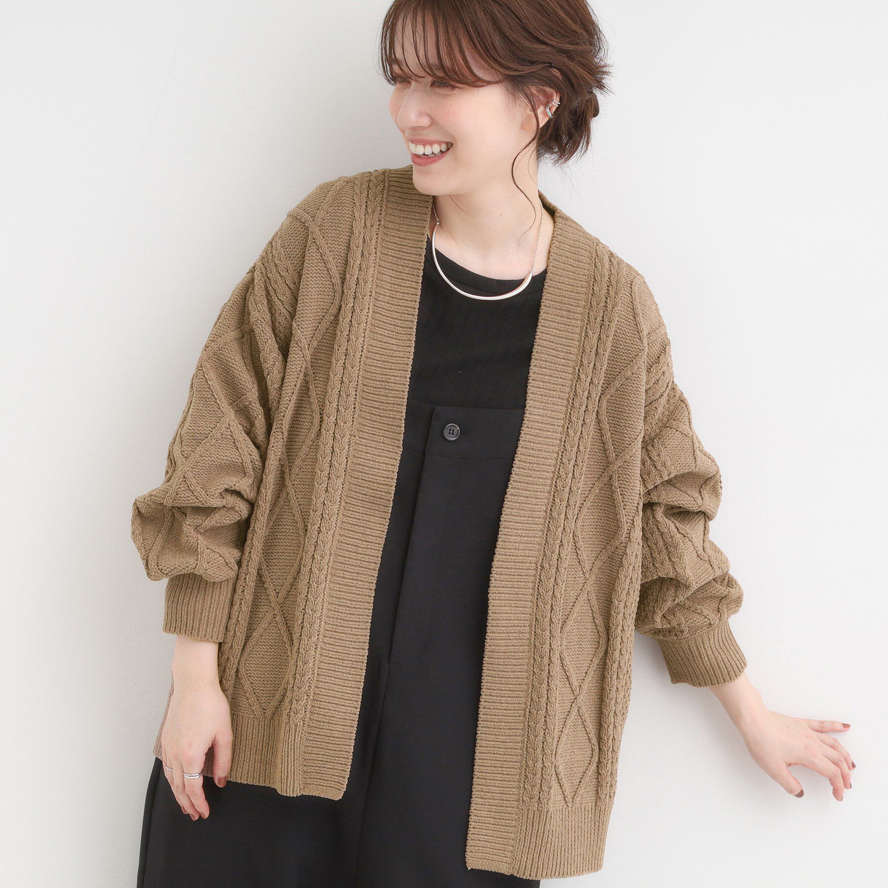 SHOO･LA･RUE「【洗濯機可/S-LL】大人の抜け感 ざっくり編み モールケーブルカーディガン【CIRCRIC】」|カーディガン|モカブラウン(042