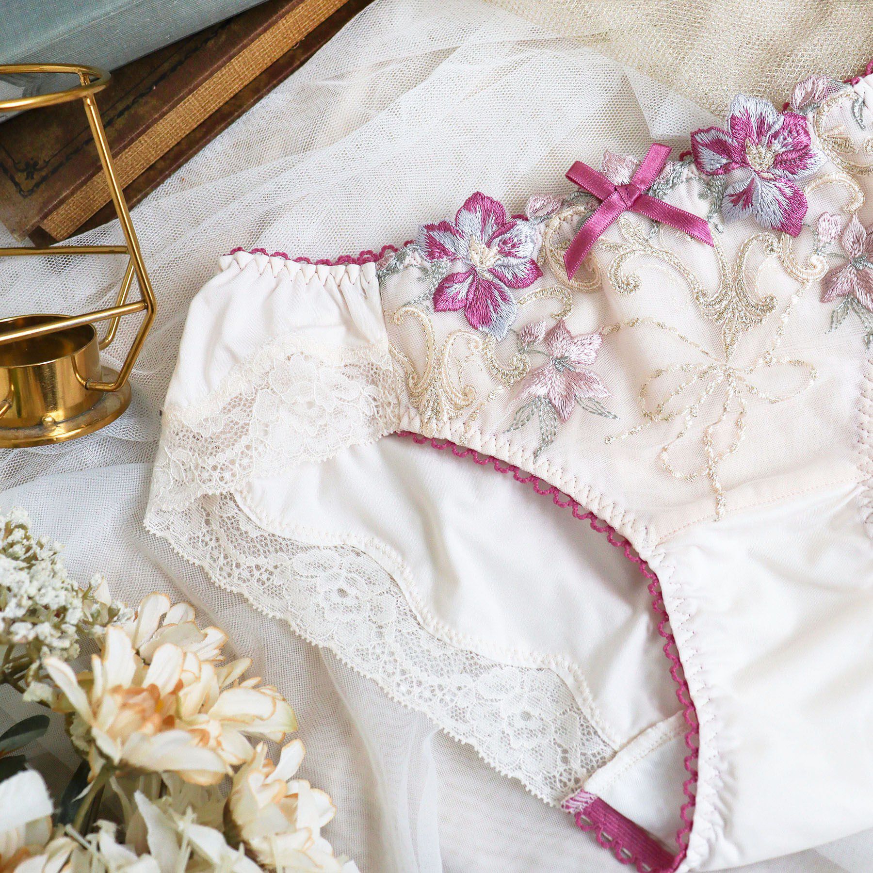 Risa Magli「ヴァネッサ サニタリー」|インナー|