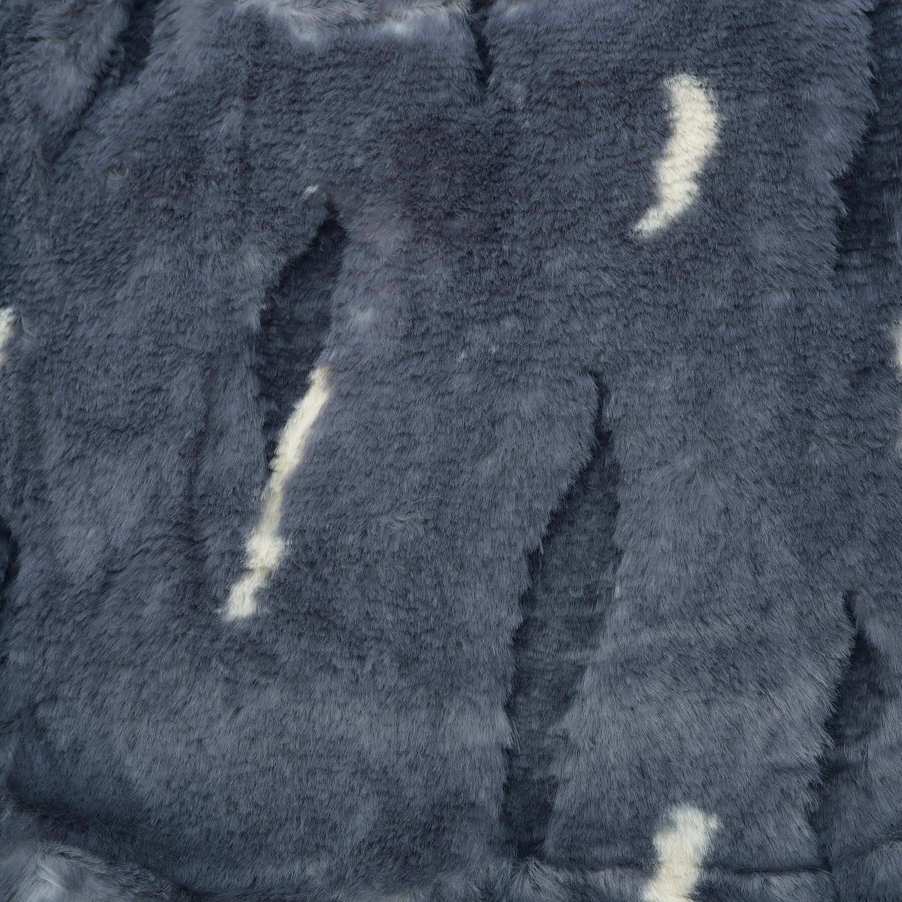 212 KITCHEN STORE「モモンガ ダイカットブランケット ハチワレ」|ブランケット|