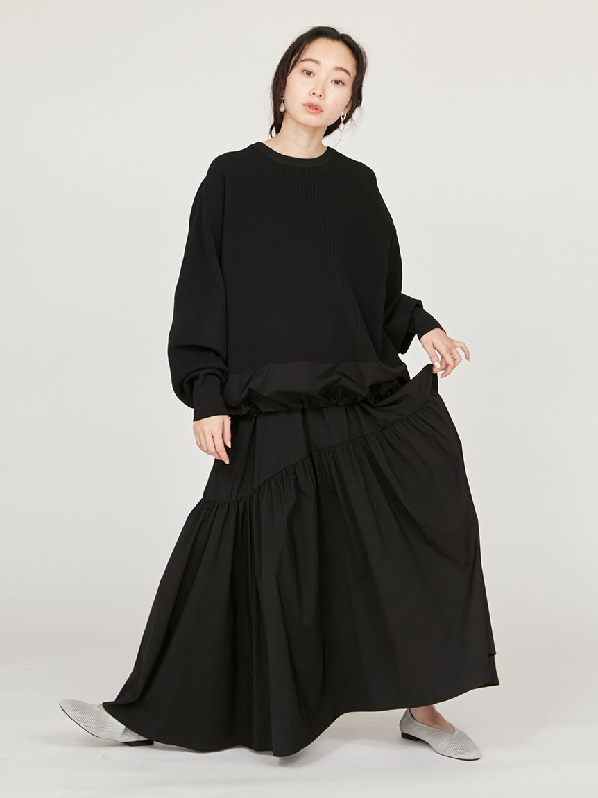 emmi atelier「【ONLINE限定】プルオーバー&times;ティアードスカートセット」|ワンピース|BLK
