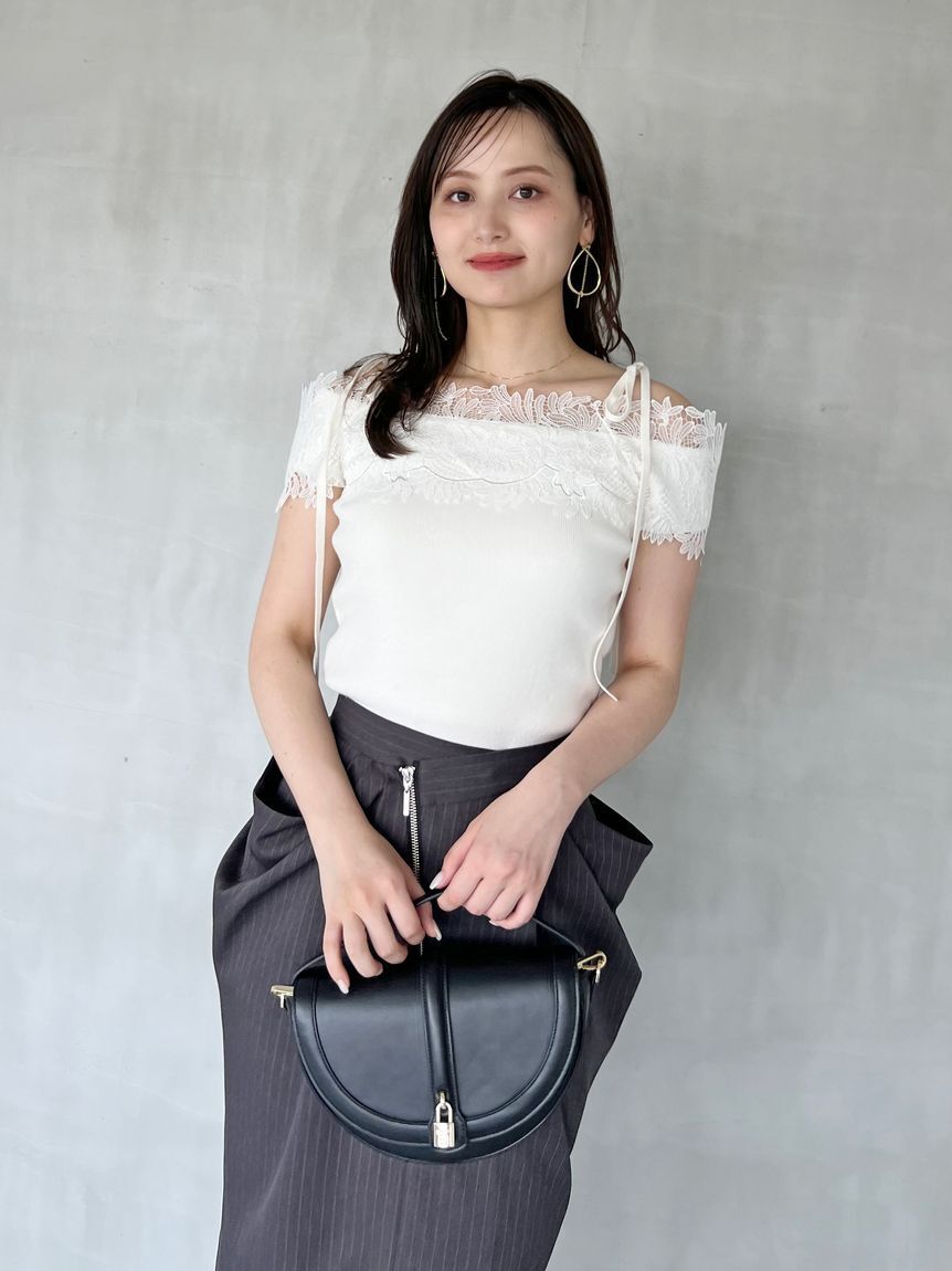 SNIDEL「レースコンビハーフスリーブニットプルオーバー」|ニット・セーター|