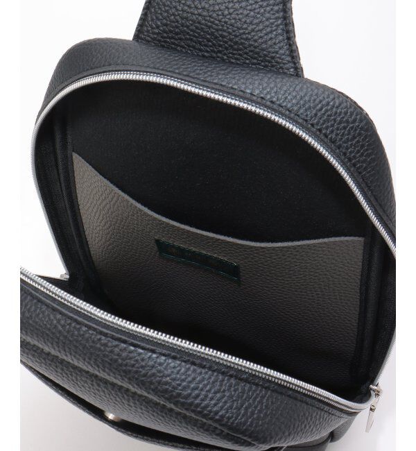 ikka「シュリンクボディバッグ」|その他|