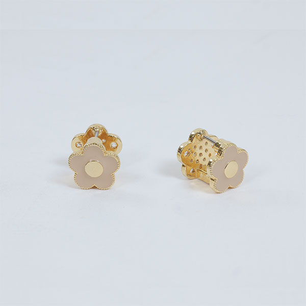 MARY QUANT「ダブルサイドデイジー2 ピアス」|ピアス|