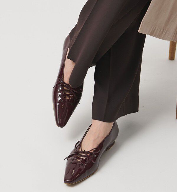 UNITED ARROWS「エナメル レースアップ フラットシューズ」|パンプス|WINE