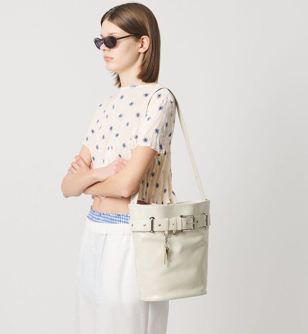 OSOI「＜OSOI＞BUCKET BROCLE バッグ」|ショルダー・メッセンジャー|OFF WHITE