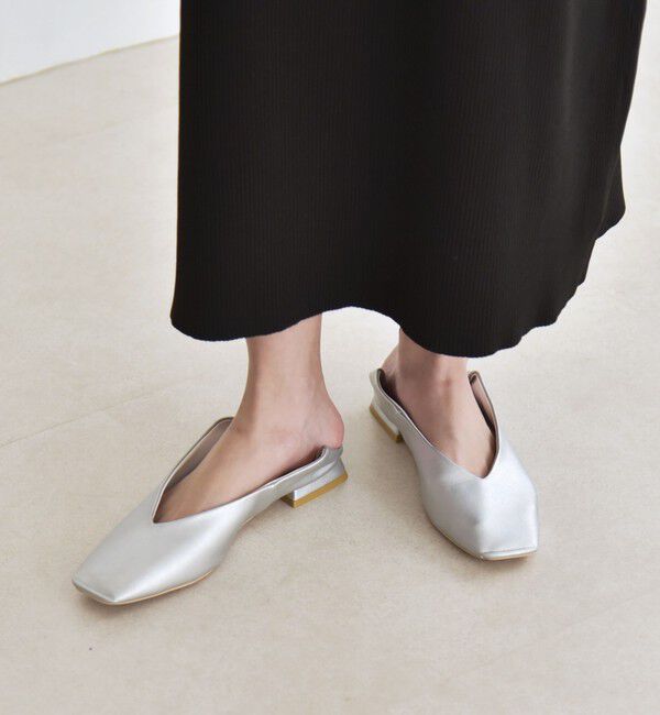 quaranciel「quaranciel: Vカット スクエア トゥ フラットシューズ」|パンプス|