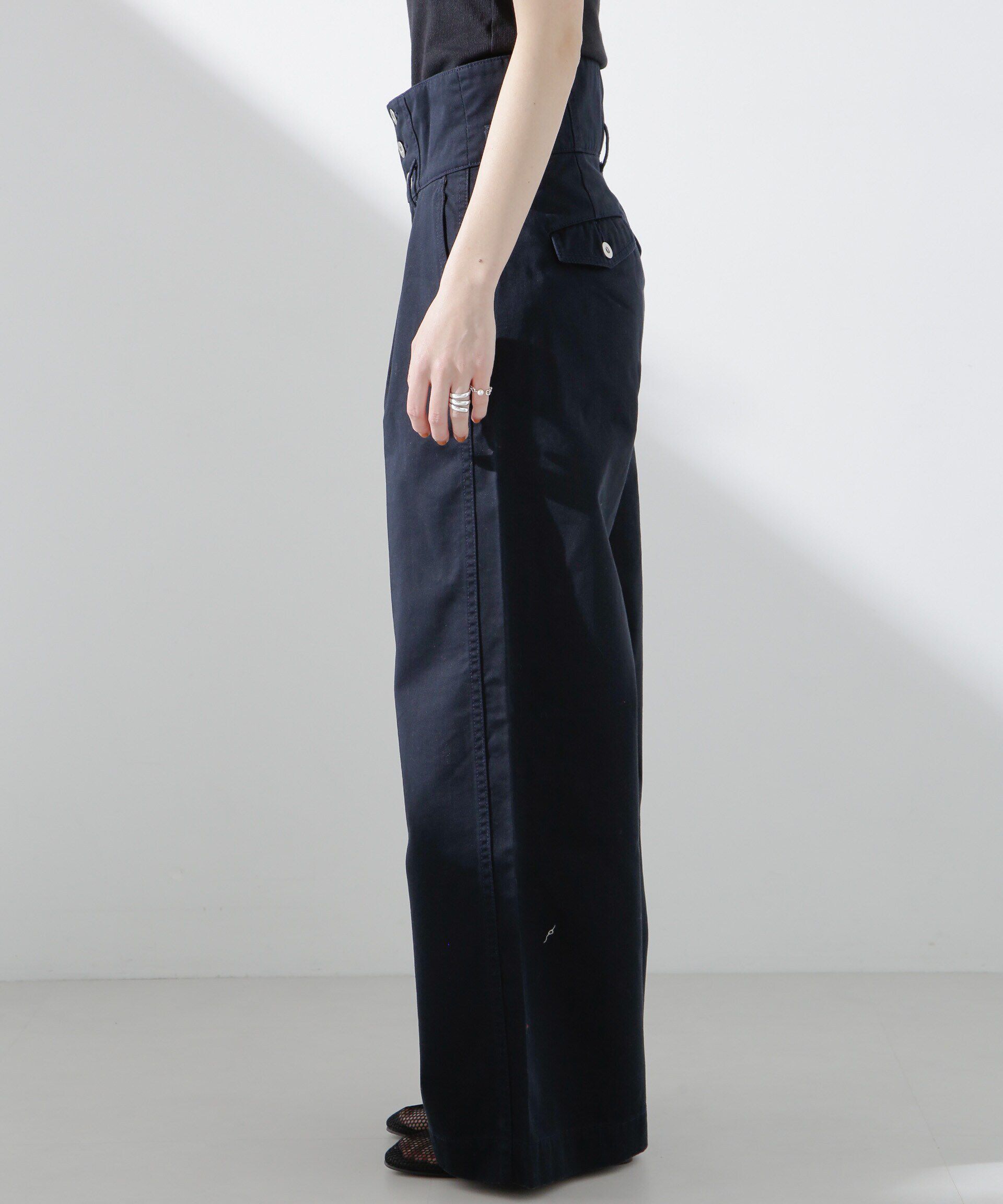 nano･universe「コルセットバギーチノパンツ」|チノ|