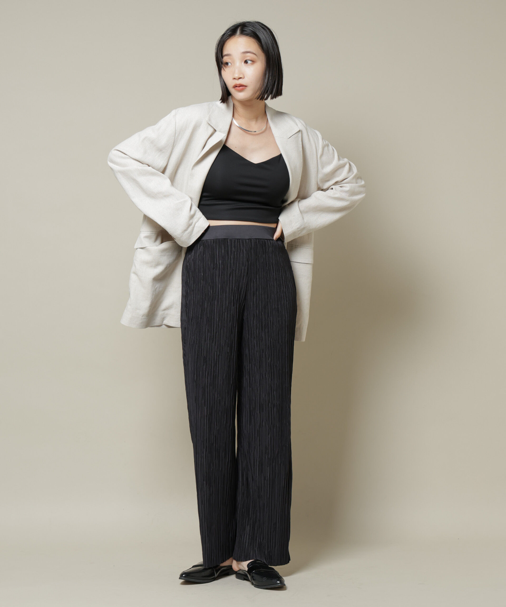 nano･universe「ランダムプリーツカットセミワイドパンツ(セットアップ可)」|チノ|