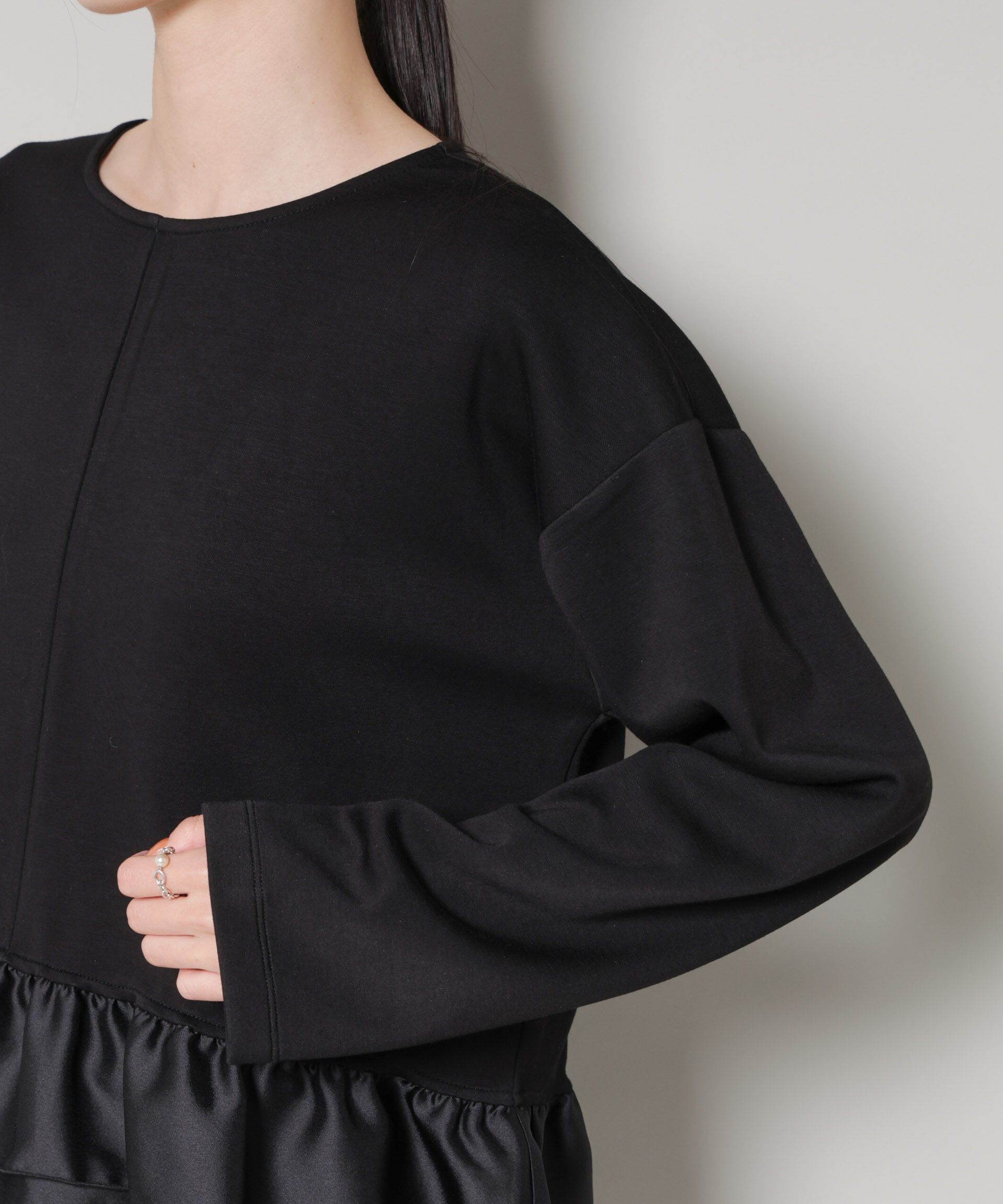 nano･universe「ダンボールカットサテンペプラムトップス」|Tシャツ・カットソー|