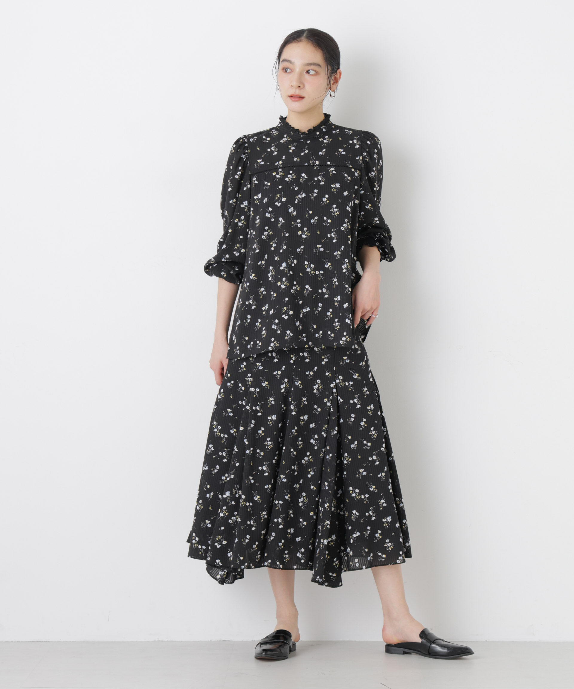 nano･universe「フラワープリントスタンドフリルブラウス(セットアップ可)」|シャツ・ブラウス|