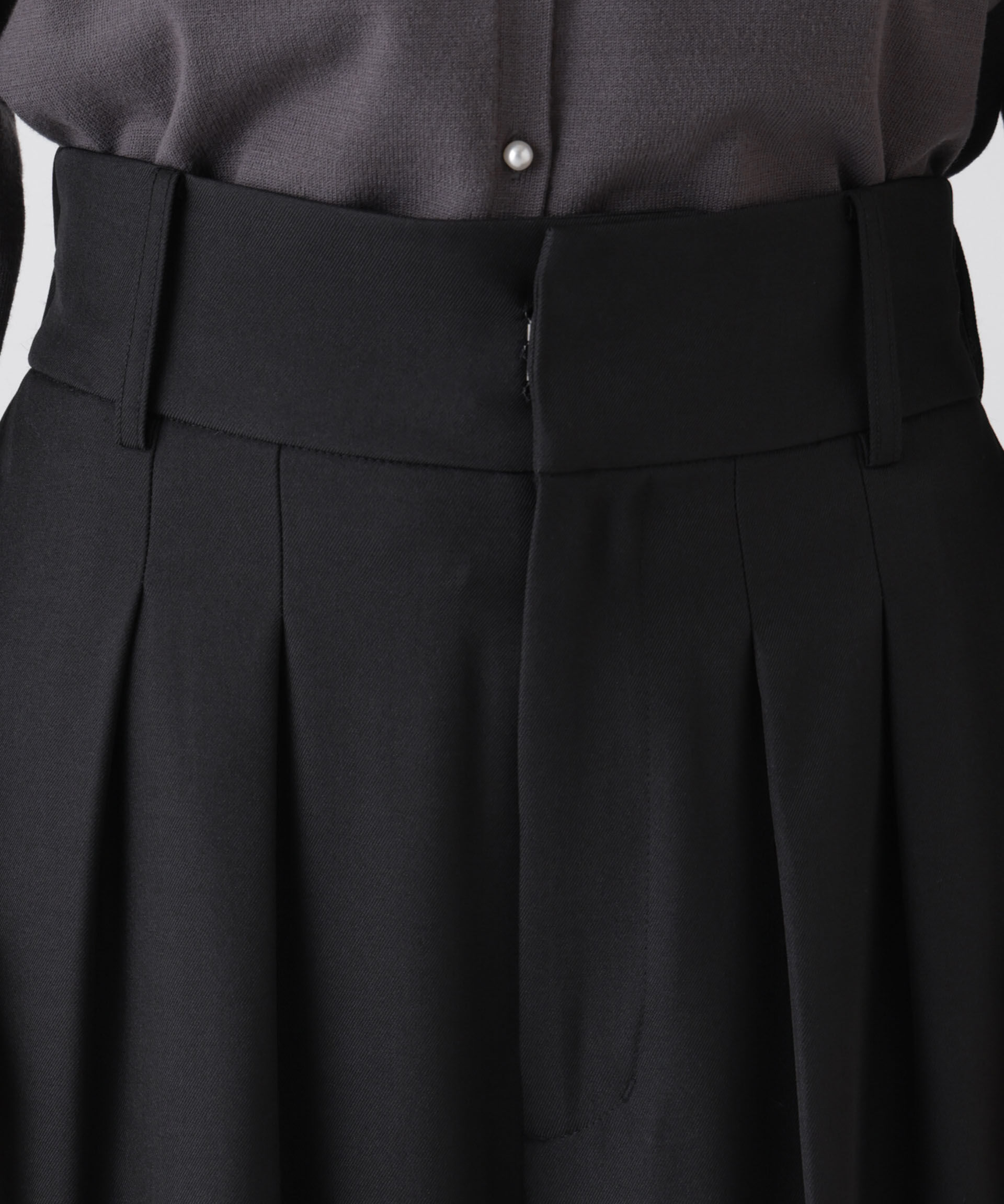 nano･universe「ハイウエストツータックワイドパンツ」|チノ|