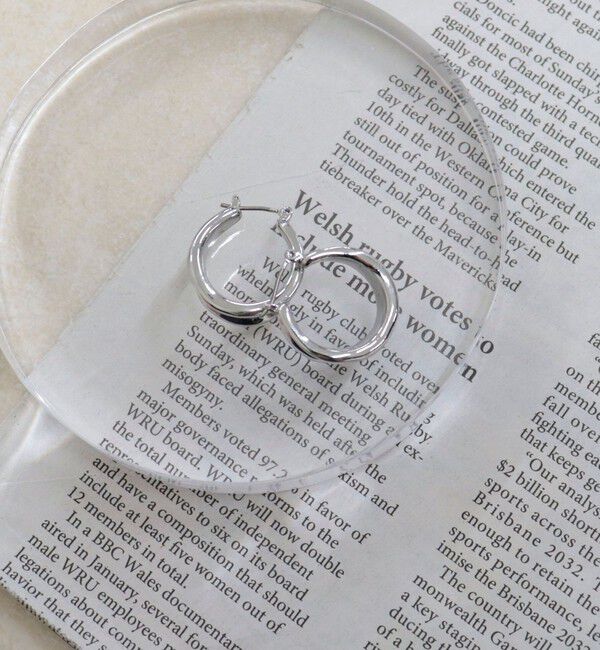 fredy emue「ゆがみフープピアス」|ピアス|シルバー