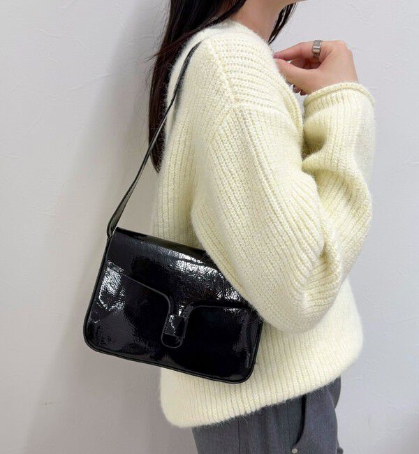 fredy emue「エナメルフラップワンハンドルバッグ」|ショルダー・メッセンジャー|