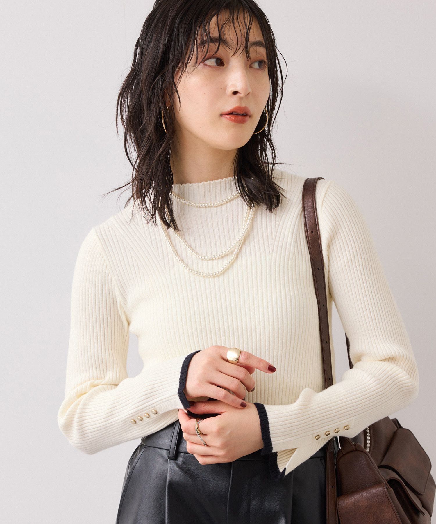 VIS「【美得】スリーブ釦アクセントリブニット/WEB限定FSサイズ・静電気防止」|ニット・セーター|