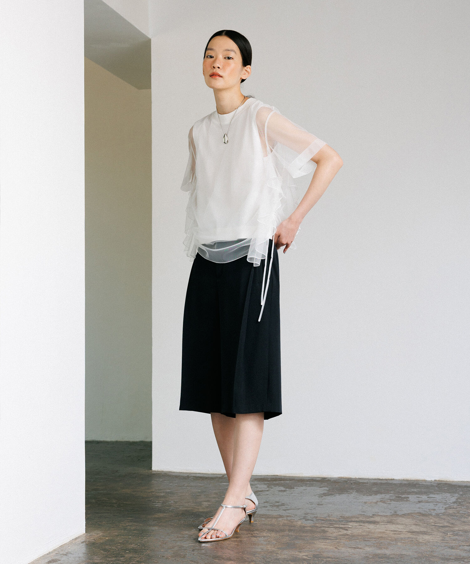 ADAM ET ROPE'「【再入荷・洗える・サステナブル】ギャザーチュールトップス」|その他|