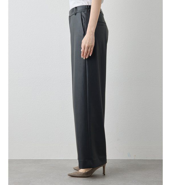  「レザーライクパンツ」|チノ|