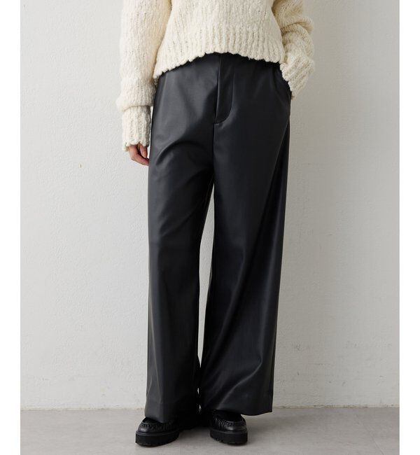  「レザーライクパンツ」|チノ|