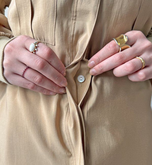  「【WEB限定】ノーカラーブルゾンライクシャツ」|シャツ・ブラウス|