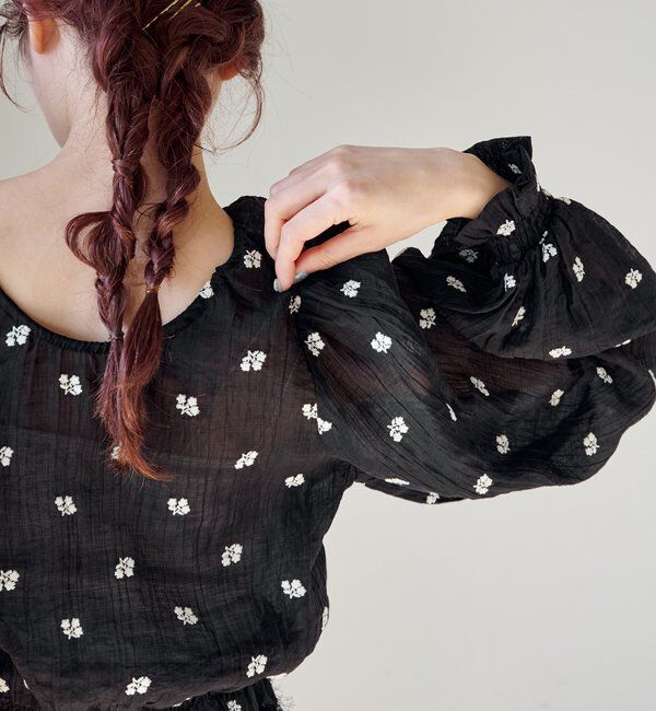  「【4色展開】フラワーステッチブラウス」|シャツ・ブラウス|