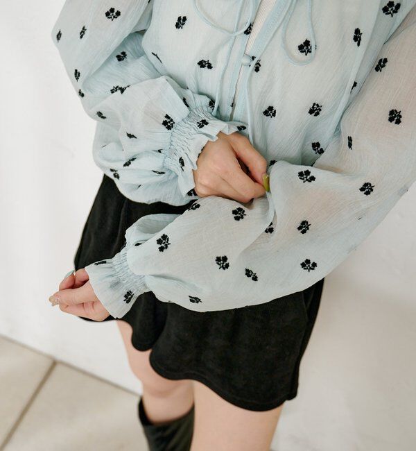  「【4色展開】フラワーステッチブラウス」|シャツ・ブラウス|