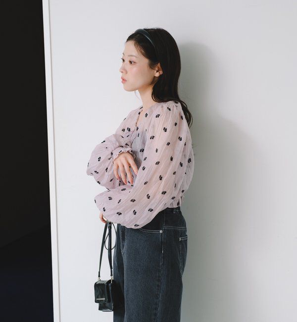  「【4色展開】フラワーステッチブラウス」|シャツ・ブラウス|