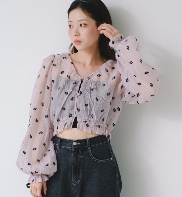  「【4色展開】フラワーステッチブラウス」|シャツ・ブラウス|ピンク