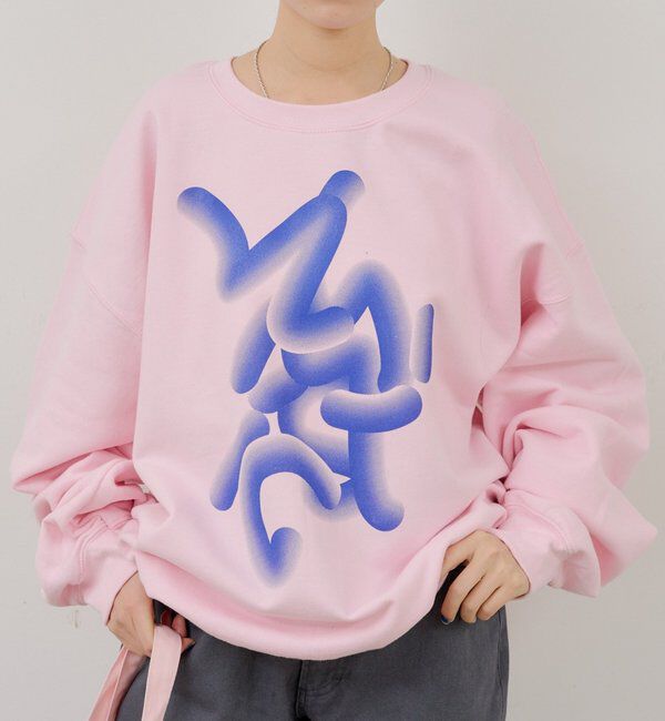  「【WHIMSIC】フローイング ロゴ シルクスクリーン スウェットプルオーバー」|Tシャツ・カットソー|ピンク