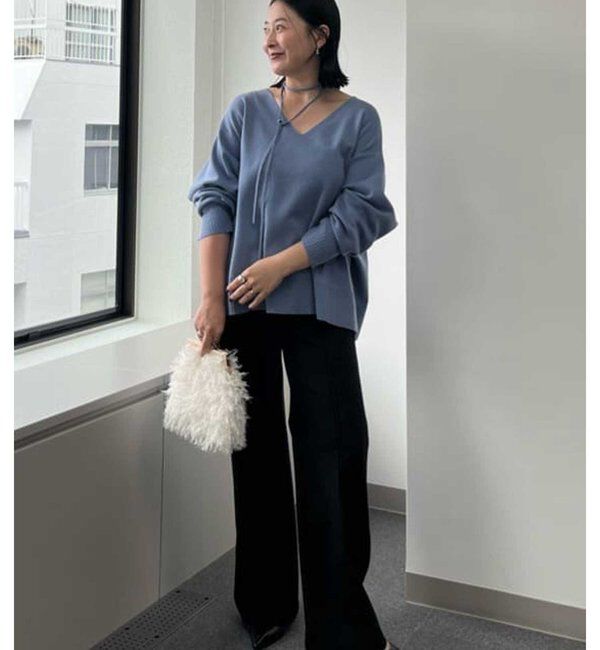  「【CHIKAコラボ】【着やせ&times;時短おしゃれ】タイ付き総針Vネックニット」|ニット・セーター|