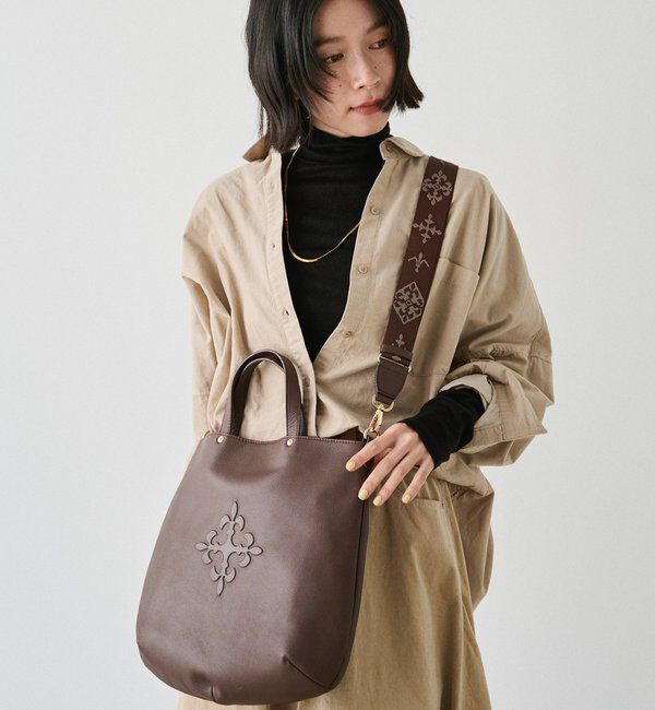  「スリム2WAYトートバッグ <エンボスモノグラム>」|トートバッグ|