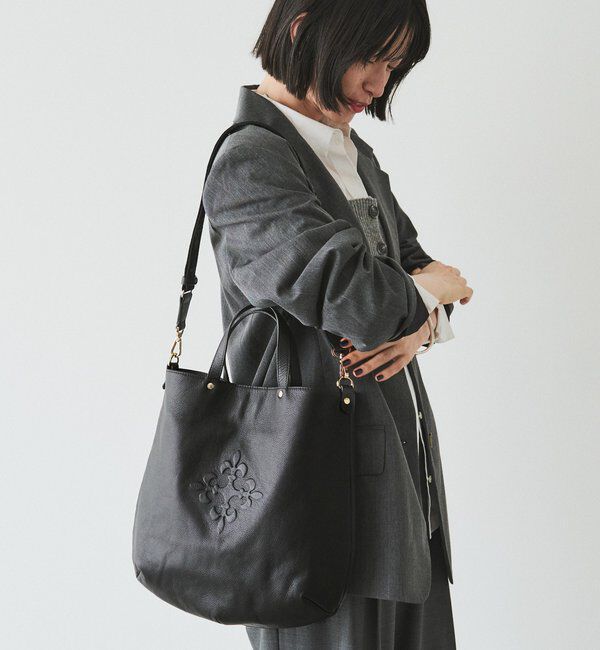  「スリム2WAYトートバッグ <エンボスモノグラム>」|トートバッグ|