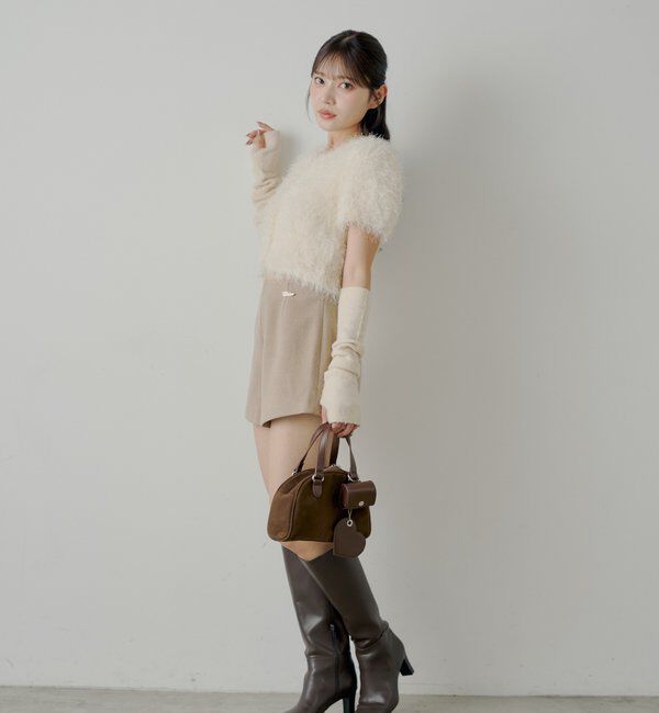  「【2サイズ展開あり】ブローチ付きコンパクトショートパンツ」|チノ|