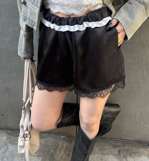  「ダブルウエストサテンロゴショーツ」|チノ|