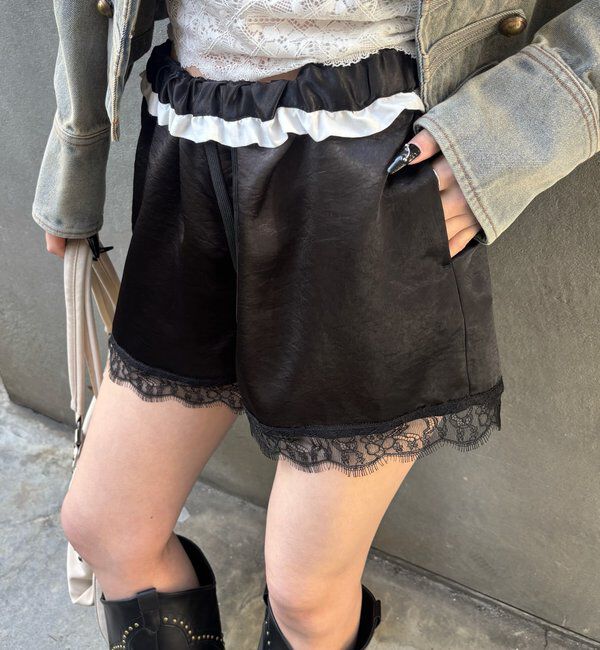  「ダブルウエストサテンロゴショーツ」|チノ|