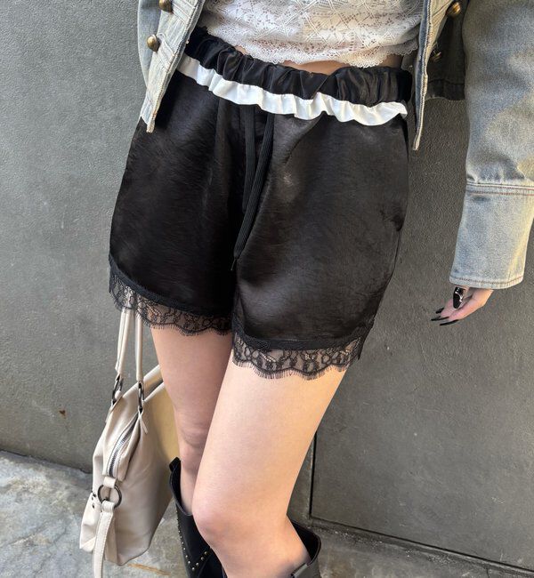  「ダブルウエストサテンロゴショーツ」|チノ|