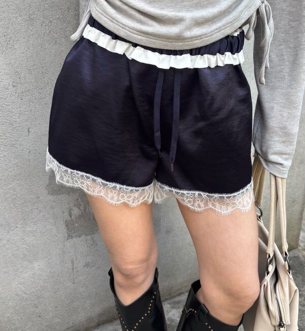  「ダブルウエストサテンロゴショーツ」|チノ|