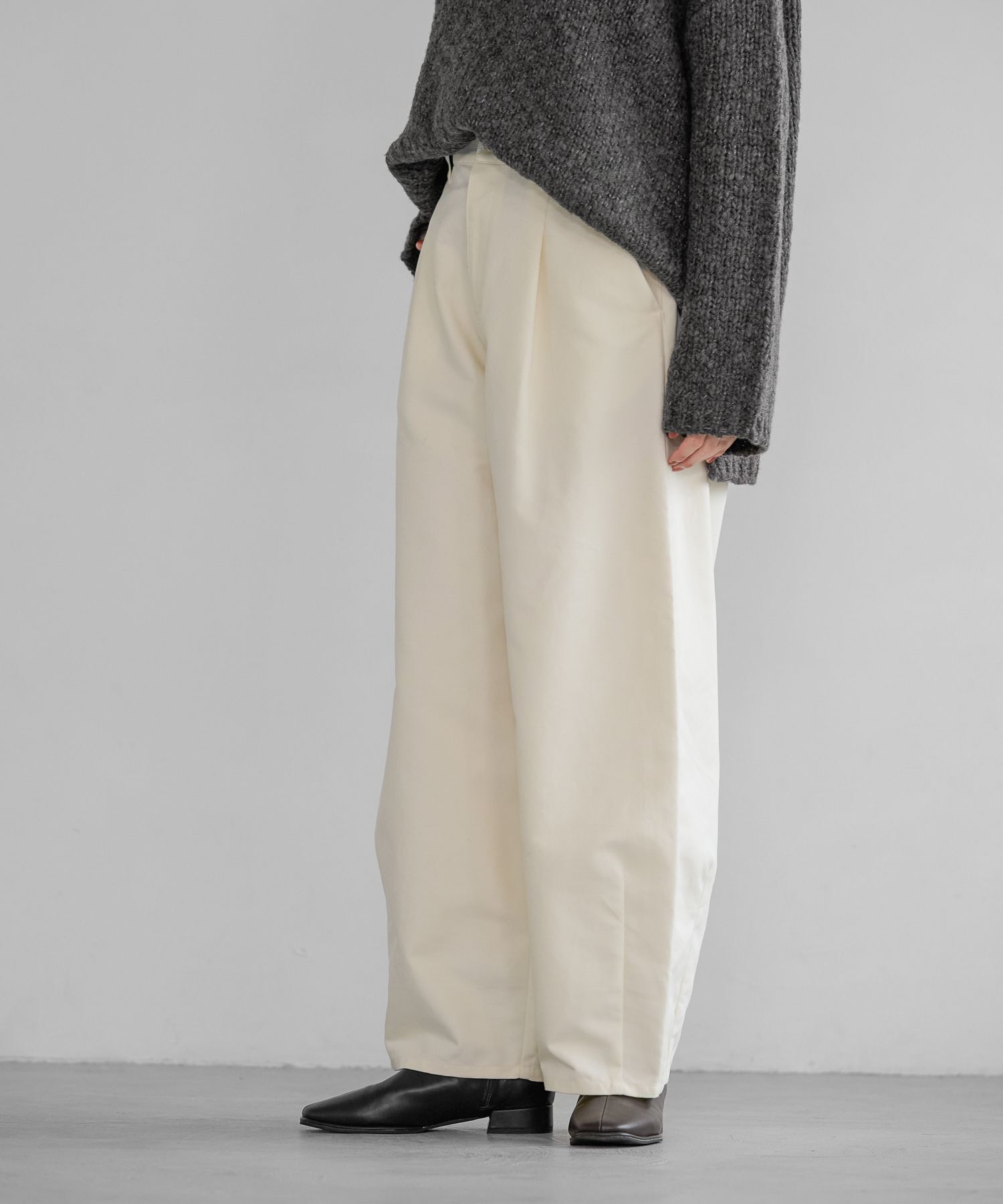 A part by 「チノカーブパンツ」|チノ|