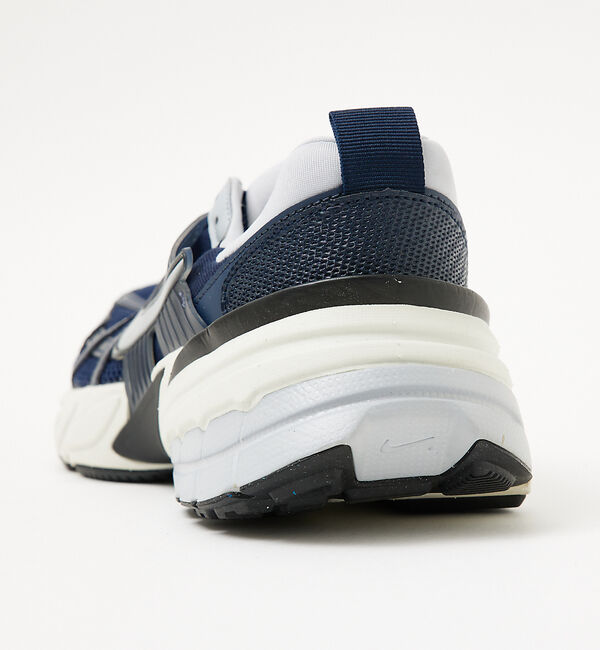 ABAHOUSE「【NIKE】ナイキ V2K RUN / V2Kラン スニーカー」|スニーカー|