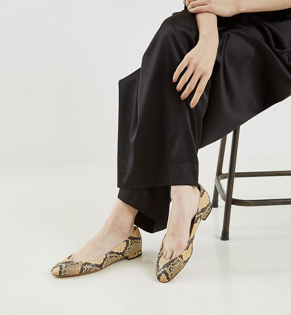 The Store by C' 「【FRANCESCO RUSSO】バレリーナパイソンパンプス」|パンプス|ベージュ系その他1