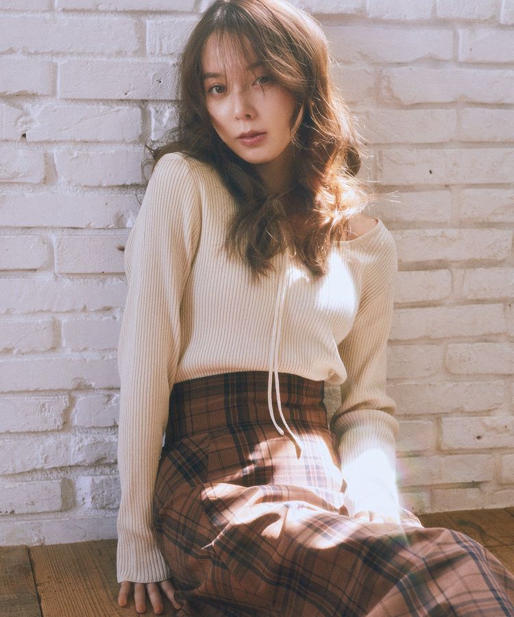 earth music&ecology「スクエアホルターネックリブプルオーバー」|ニット・セーター|
