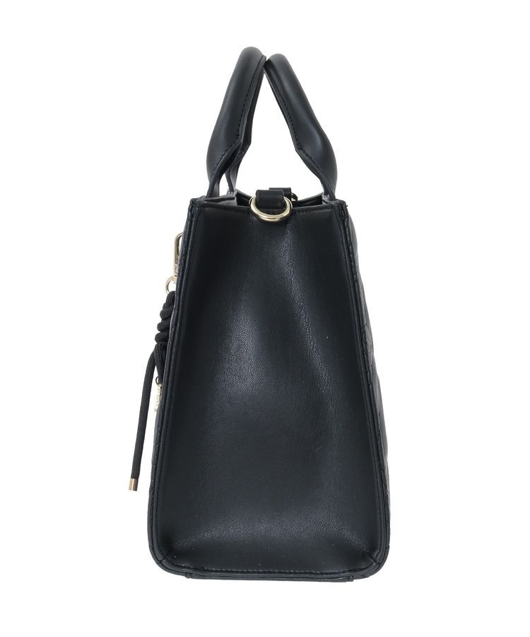 Maison de FLEUR「チャーム付きリボンキルティングトートバッグ」|ハンドバッグ|